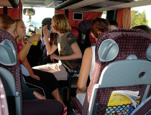 7 Ventajosos Beneficios al Viajar en AUTOBUS